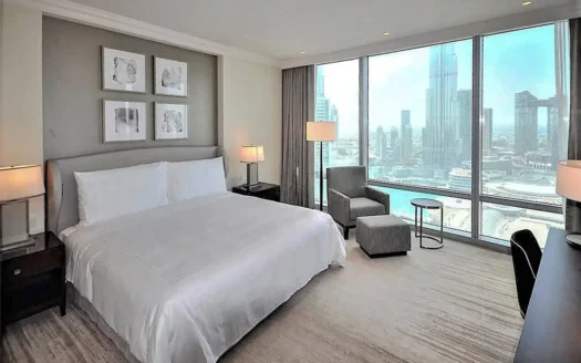 High Floor | Middle Unit | Vacant